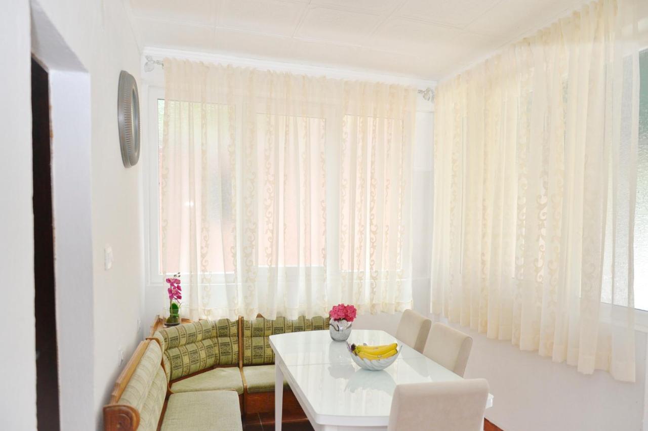 Apartman Stefan โกตอร์ ภายนอก รูปภาพ